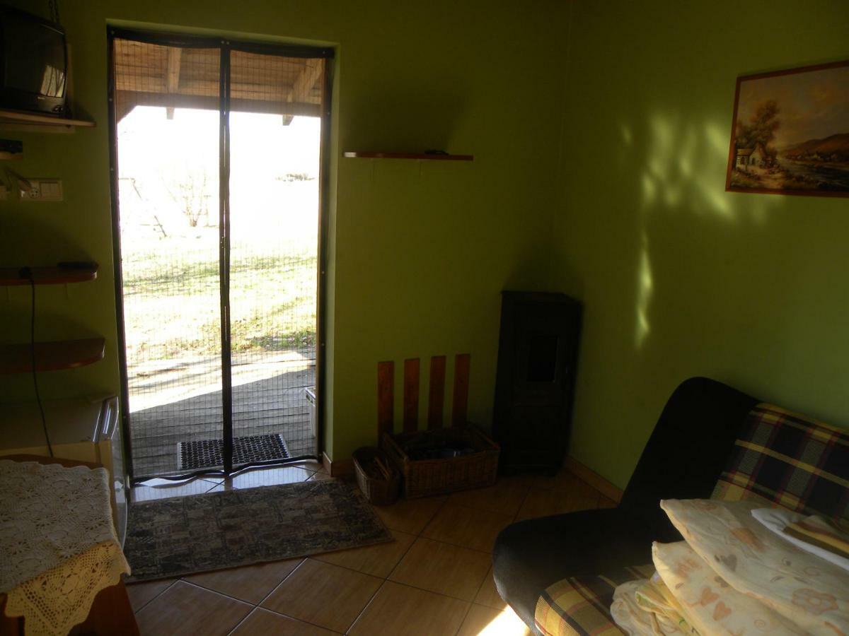 Villa Stajnia Grazyny Mikorowo 46 à Czarna Dabrowka Extérieur photo